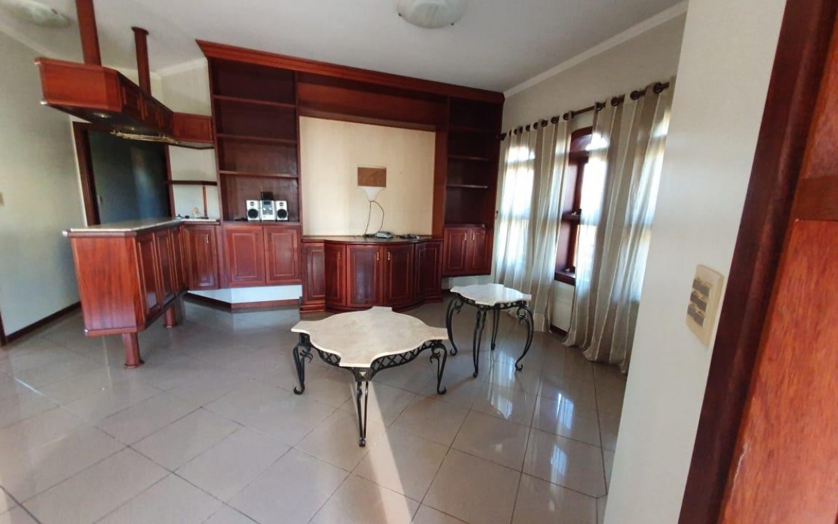 Casa 3 quartos, 1 suíte, 4 garagens - foto 5