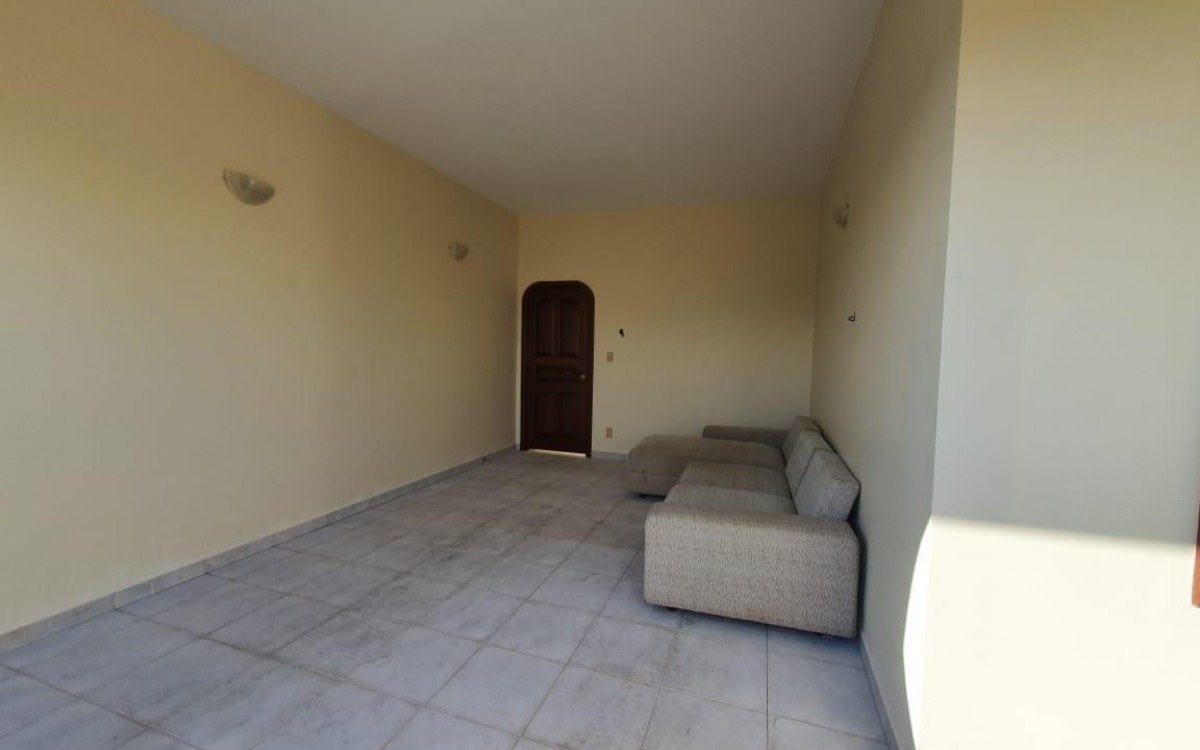 Casa 3 quartos, 1 suíte, 4 garagens - foto 7