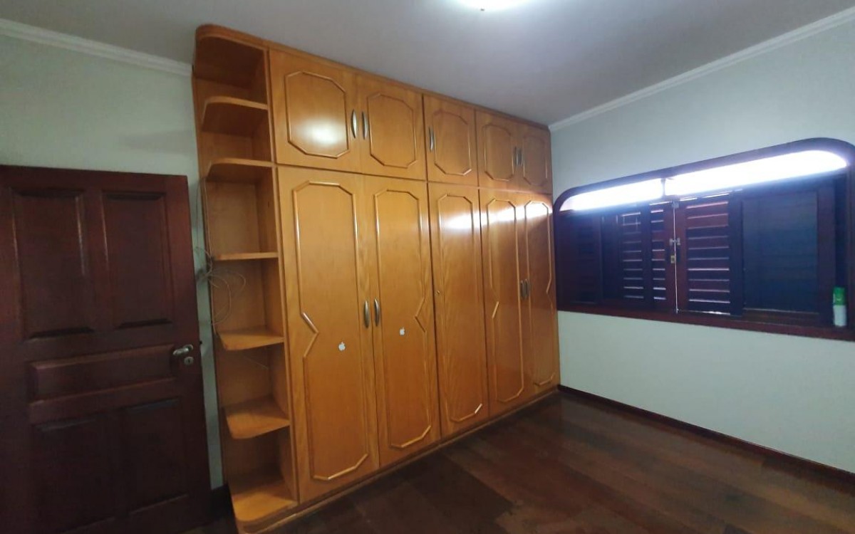 Casa 3 quartos, 1 suíte, 4 garagens - foto 15