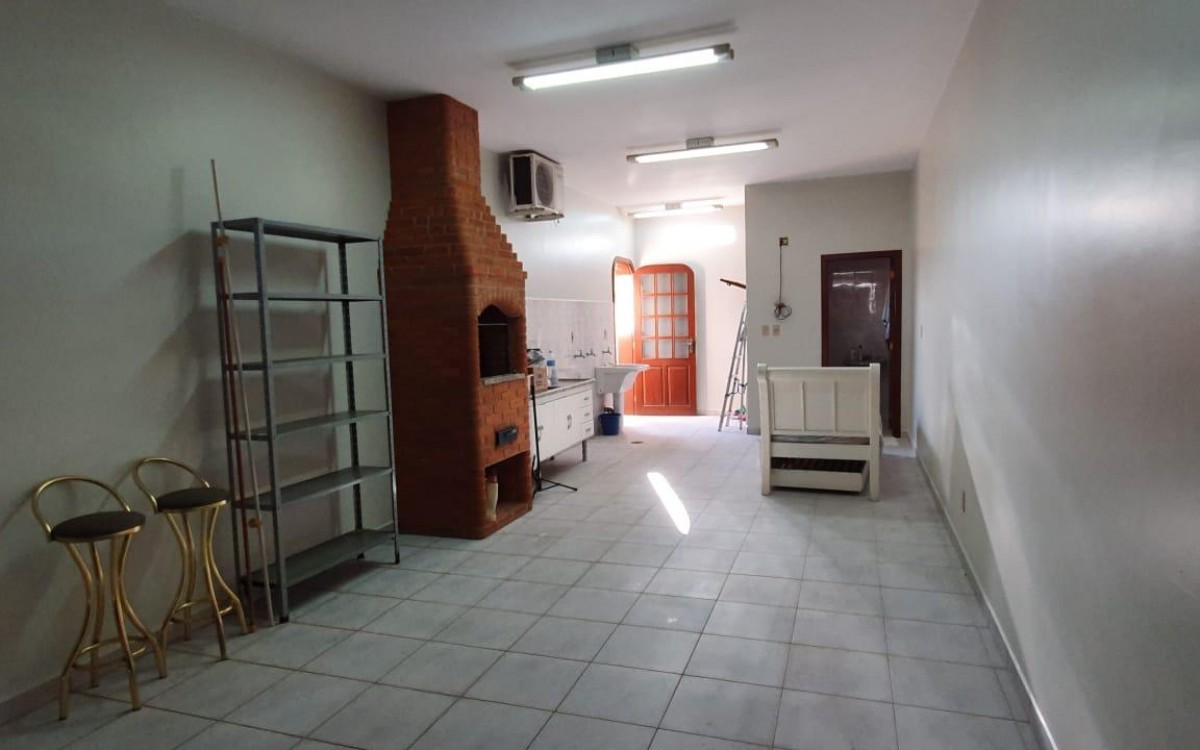 Casa 3 quartos, 1 suíte, 4 garagens - foto 25