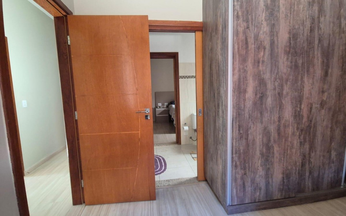 Casa 3 quartos, 2 suítes, 4 garagens - foto 11