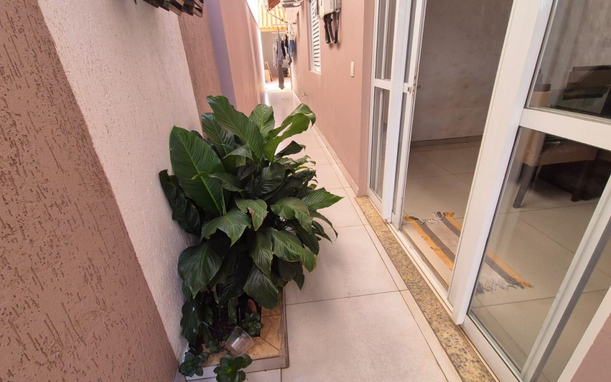 Casa 3 quartos, 2 suítes, 4 garagens - foto 13