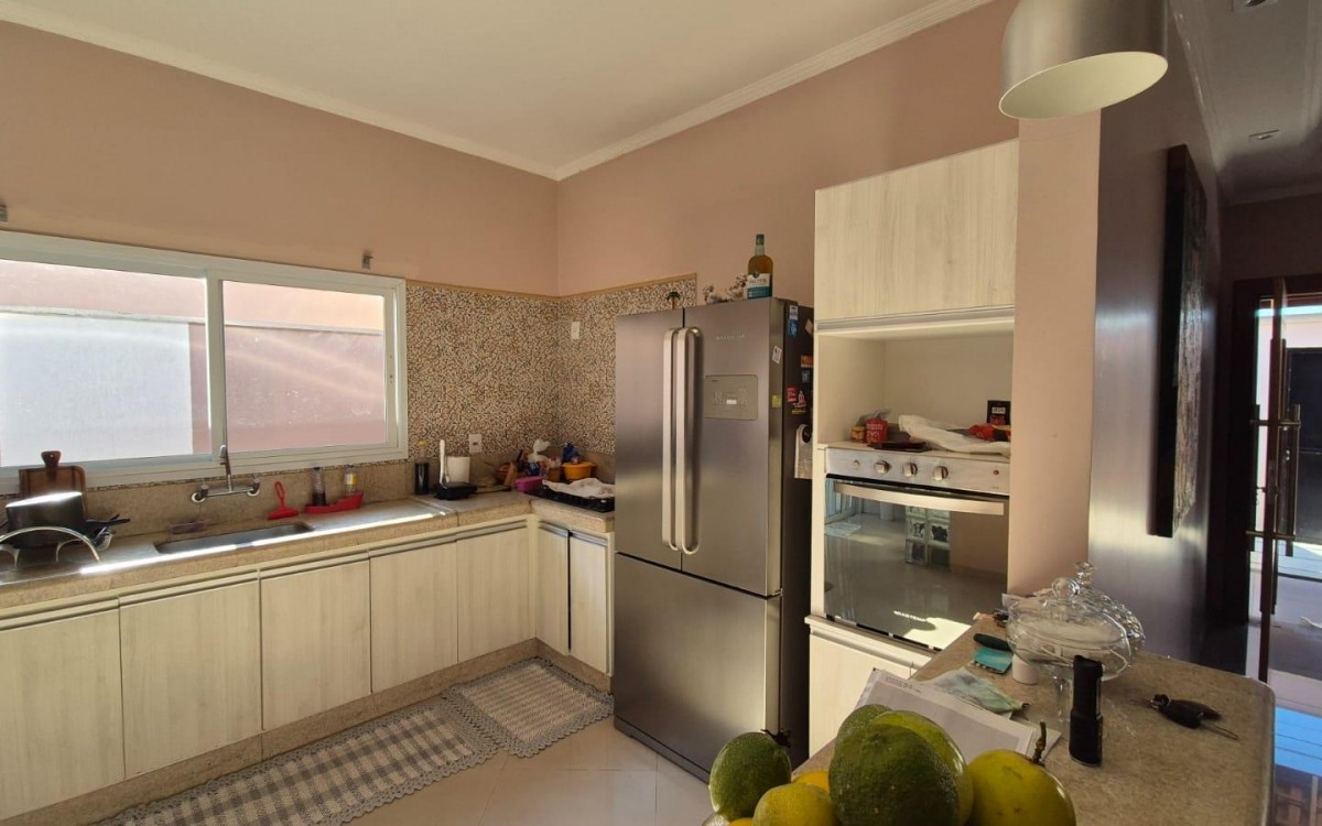 Casa 3 quartos, 2 suítes, 4 garagens - foto 18