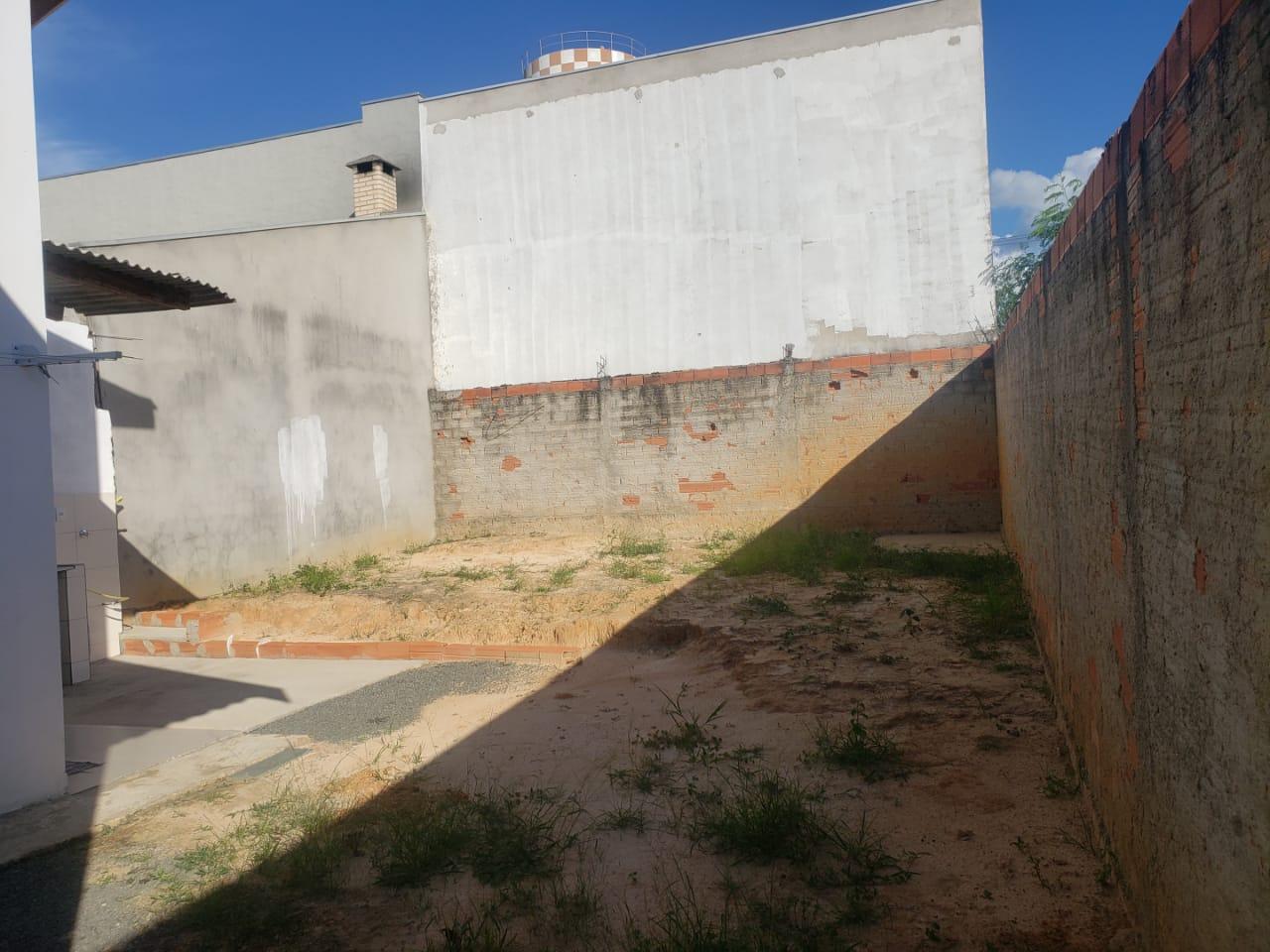 Venda - Tietê - Terra Nova - casa 2 quartos, sala cozinha 